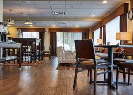 Hampton Inn Uniontown 4