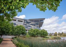 Mercure Melbourne Caroline Springs 2