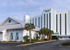 The Island House Hotel a Doubletree by Hilton 3