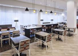 Hampton Inn & Suites Phoenix Downtown 4