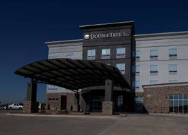 Double Tree by Hilton Sulphur Lake Charles 2