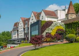 DoubleTree by Hilton Bristol South - Cadbury House 4