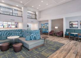 Hampton Inn & Suites Fort Myers Beach/Sanibel Gateway 4