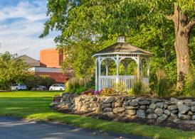 DoubleTree by Hilton Boston Andover 5