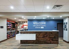 Hampton Inn Gardner 3