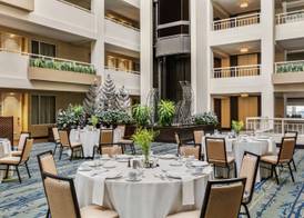 Embassy Suites by Hilton Boston Waltham 3