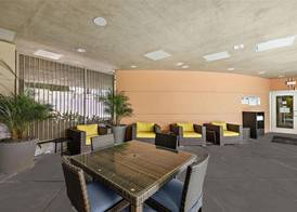 Hampton Inn & Suites Los Angeles/Hollywood, CA 2
