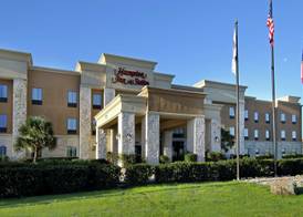 Hampton Inn & Suites Buffalo 2