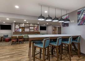 Hampton Inn Ft. Collins 5