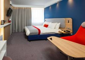 Holiday Inn Express BURTON UPON TRENT by IHG 3