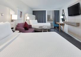 Crowne Plaza DALLAS DOWNTOWN by IHG 2