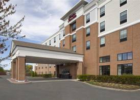 Hampton Inn & Suites Yonkers - Westchester 2