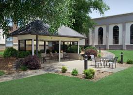 Hampton Inn Russellville 5