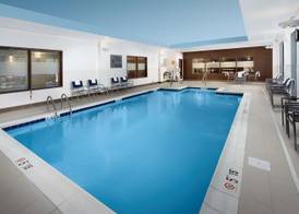 Hampton Inn & Suites Falls Church 5