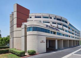 DoubleTree by Hilton Fullerton 2