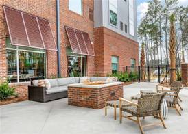 DoubleTree by Hilton Summerville Nexton 3