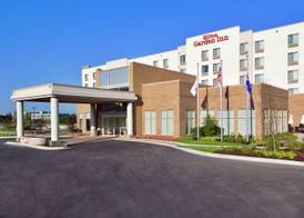 Hilton Garden Inn Lake Forest Mettawa 3