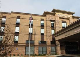 Hampton Inn Forsyth 2