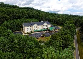 Hampton Inn & Suites Cashiers-Sapphire Valley 2