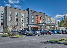 Hampton Inn & Suites Keene 2