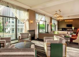 Doubletree By Hilton Youngstown Downtown 4