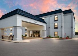 Hampton Inn Grand Rapids-North 5