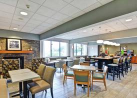 Hampton Inn Lewisburg 5