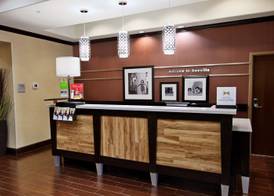 Hampton Inn Beeville 4