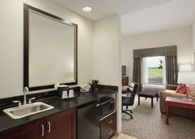 Hampton Inn & Suites Millington 4