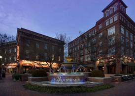 Hampton Inn Huntsville/Village of Providence 4
