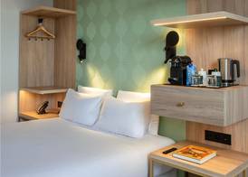 Hôtel Kyriad Prestige Paris Asnieres 3