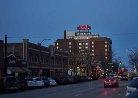 Hotel Alex Johnson Rapid City, Curio Collection by Hilton 3