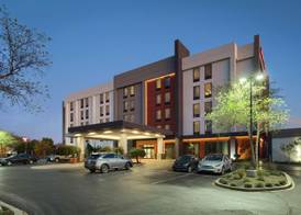Hampton Inn Louisville-Northeast 4