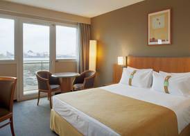 Holiday Inn CALAIS - CENTRE CAR FERRY by IHG 5