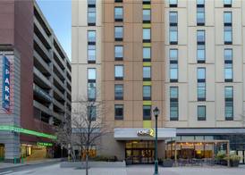Home2 Suites by Hilton Philadelphia Convention Center 3