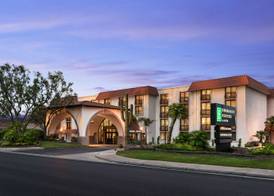 Embassy Suites by Hilton Scottsdale Resort 2