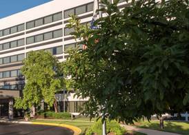 DoubleTree by Hilton Chicago Schaumburg 3