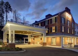 Hampton Inn & Suites Manchester, Vt 2
