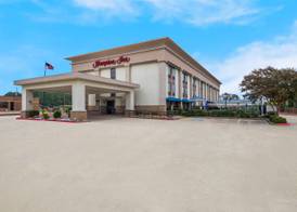 Hampton Inn Marshall, TX 3