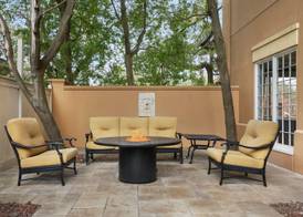 Hampton Inn New Orleans-St. Charles Ave./Garden District, LA 2