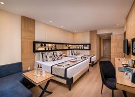 Delphin Imperial Lara 4