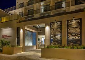 Hilton Garden Inn Waikiki Beach 3