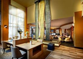 Embassy Suites by Hilton Phoenix Scottsdale 4