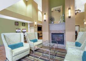 Hampton Inn & Suites Albany-Airport 3