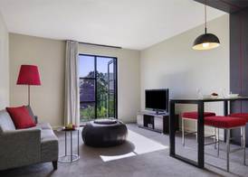 Mantra Hindmarsh Square 3