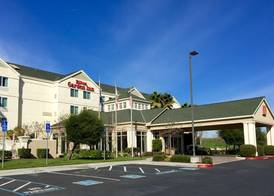 Hilton Garden Inn Gilroy 3
