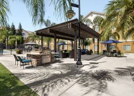 Homewood Suites by Hilton Bakersfield 3
