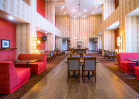 Hampton Inn & Suites Bastrop 5