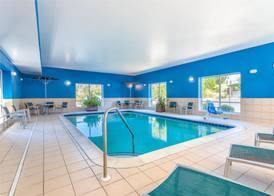 Hampton Inn & Suites Parkersburg Downtown 4