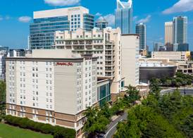 Hampton Inn Charlotte-Uptown 3
